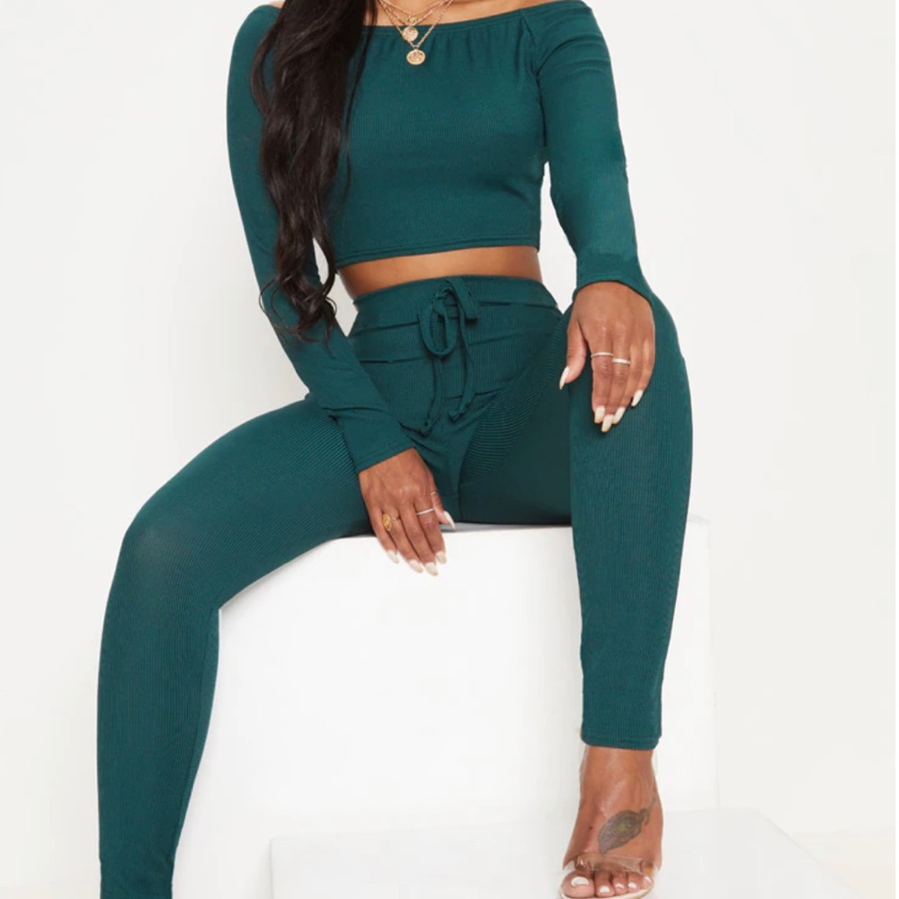 Emerald Green Long Sleeve Crop Top Set